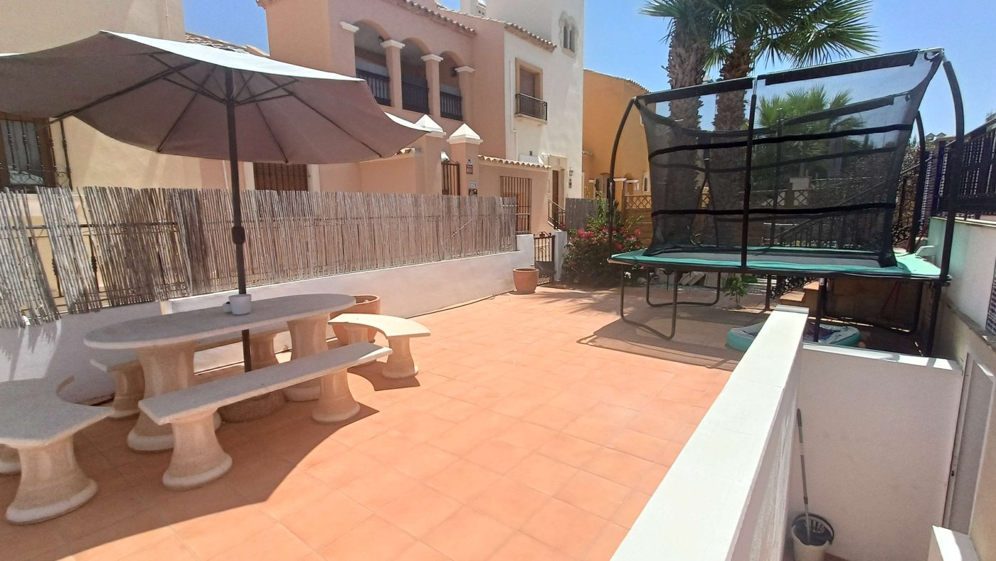 Superbe villa jumelée avec piscine privée au cœur du complexe La Finca Golf & Spa Resort
