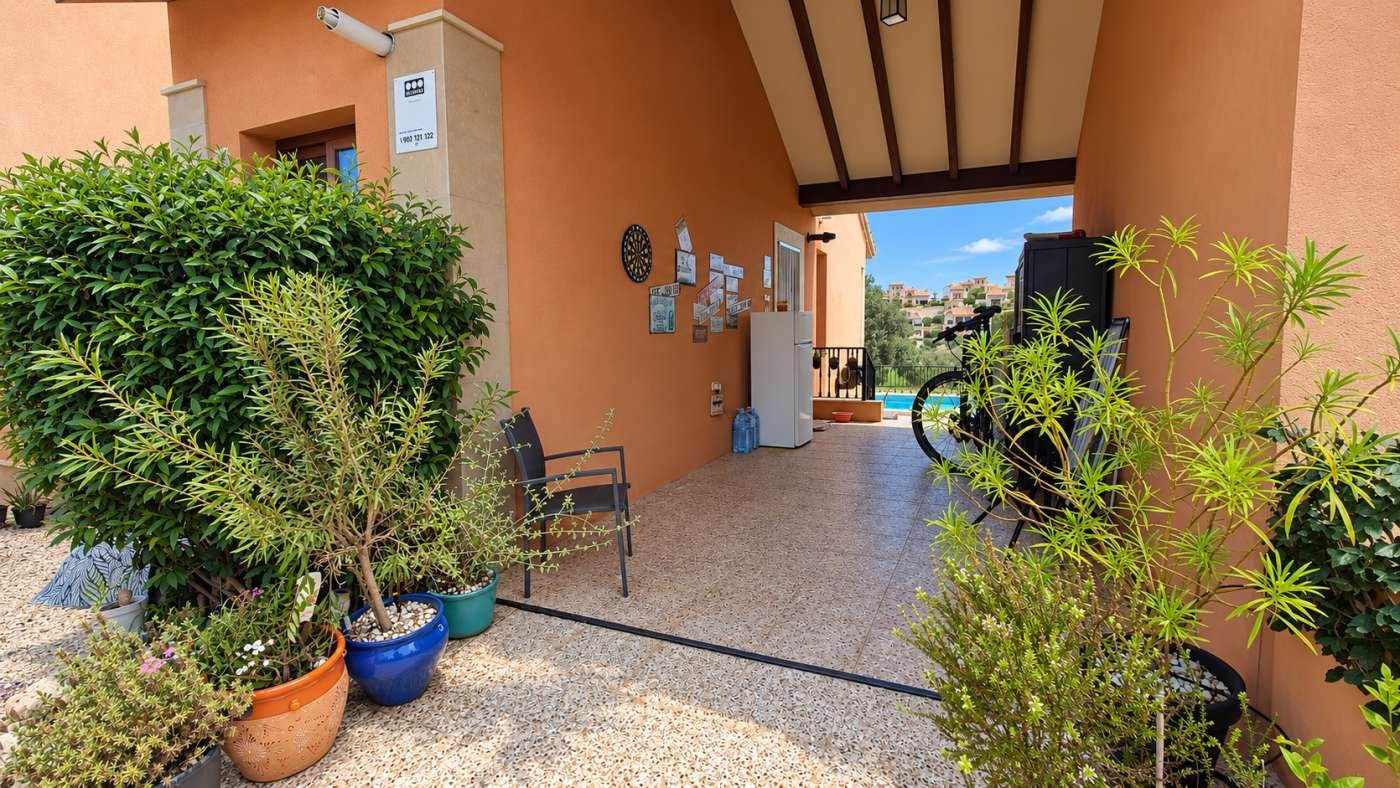 Villa en première ligne de golf au cœur du La Finca Golf Resort