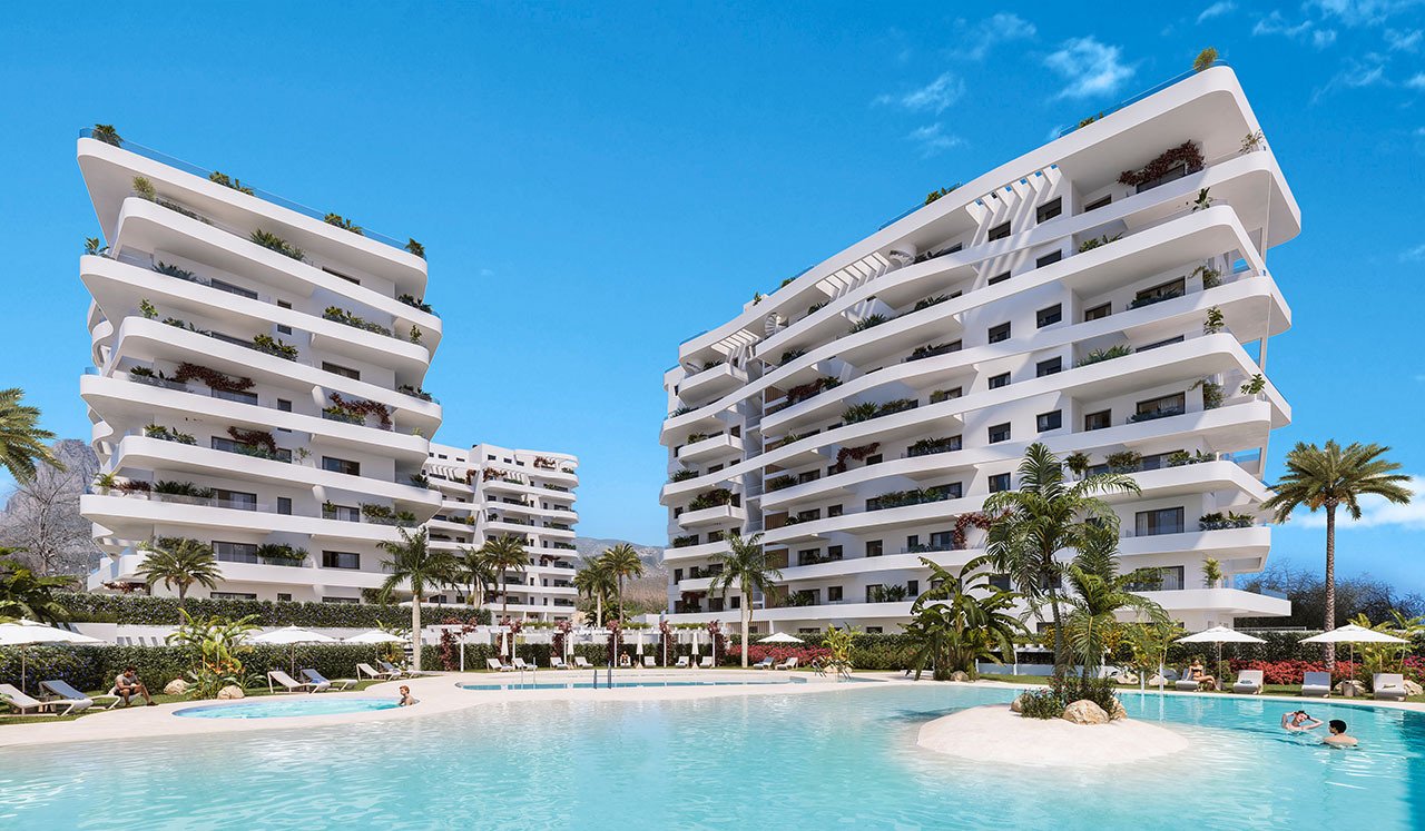 Appartements avec 3 chambres, climatisation, chauffage au sol dans les salles de bain, parking privé et piscine commune à seulement 300 m de la plage