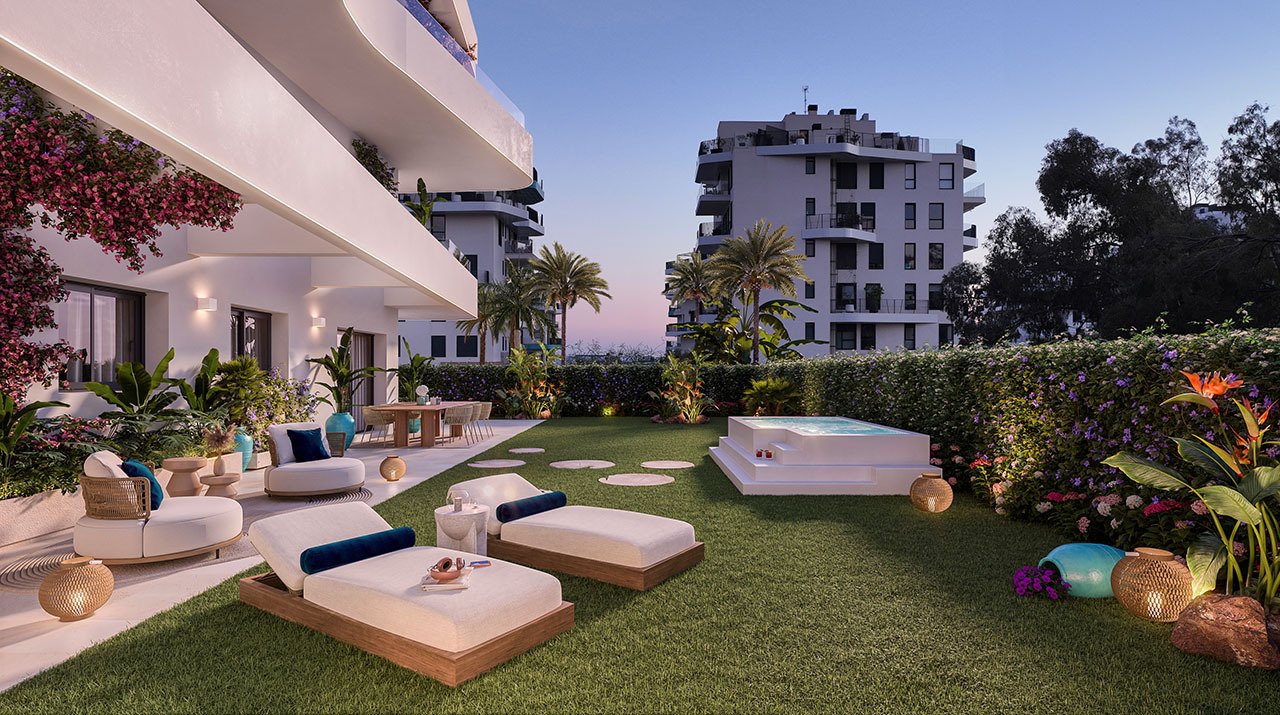 Appartements avec 3 chambres, climatisation, chauffage au sol dans les salles de bain, parking privé et piscine commune à seulement 300 m de la plage